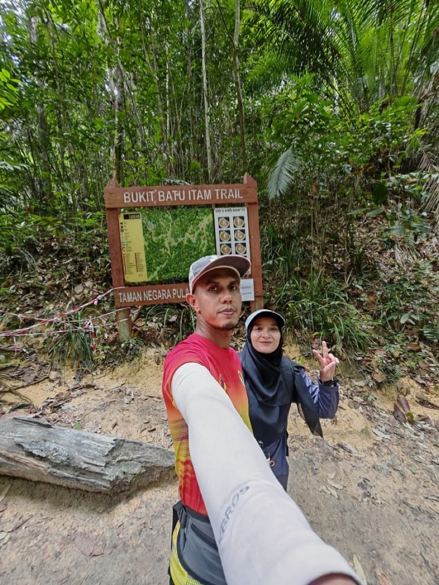 Teluk Kampi Coastal Trail